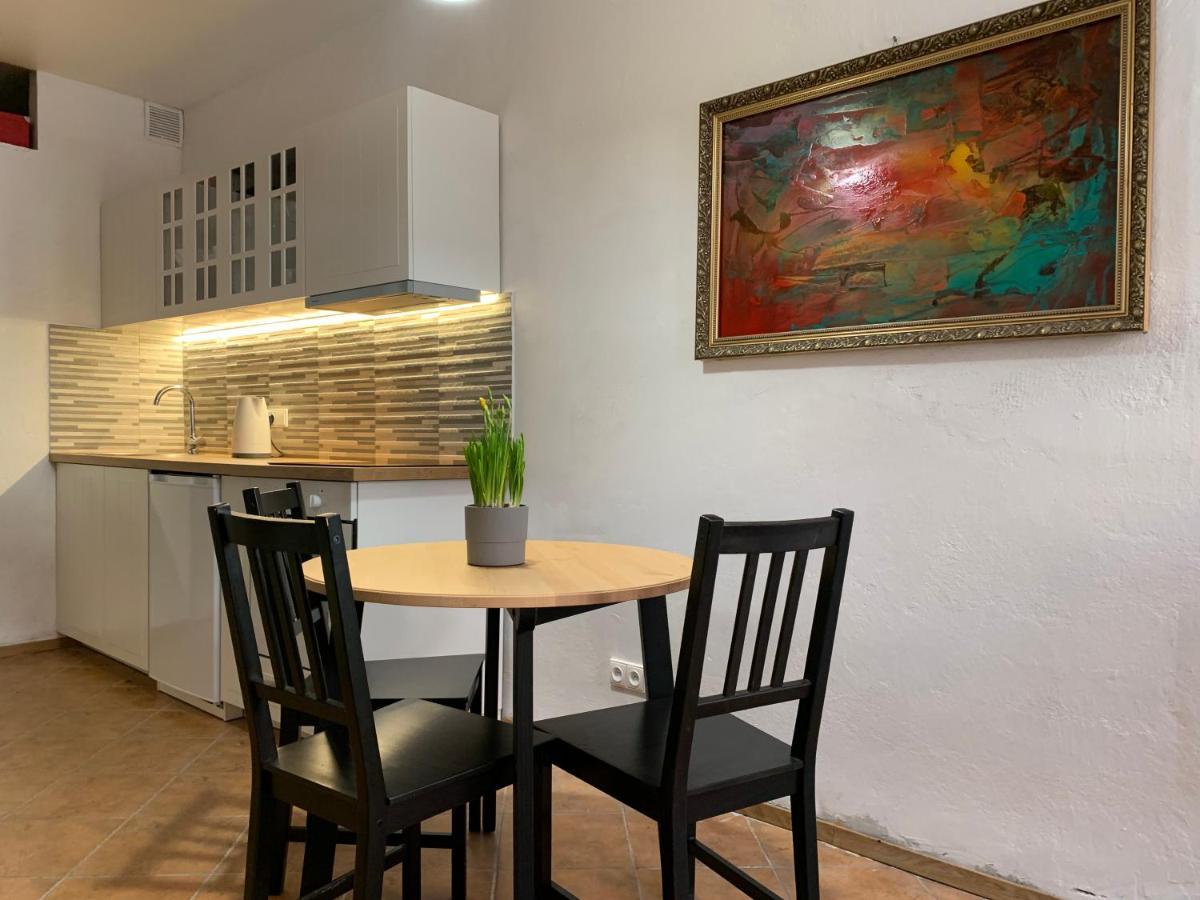 Old Studio Apartment Βίλνιους Εξωτερικό φωτογραφία
