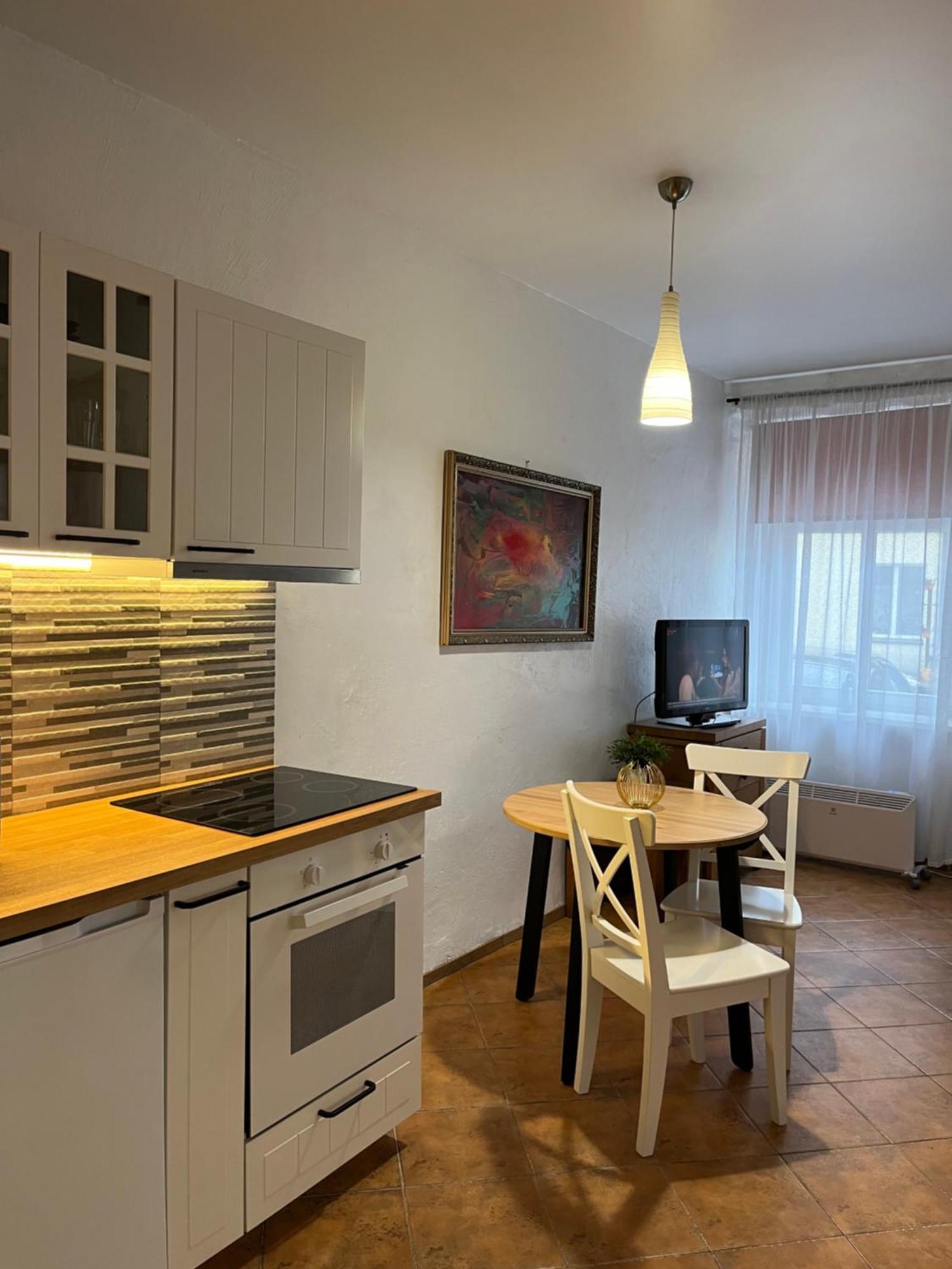 Old Studio Apartment Βίλνιους Εξωτερικό φωτογραφία